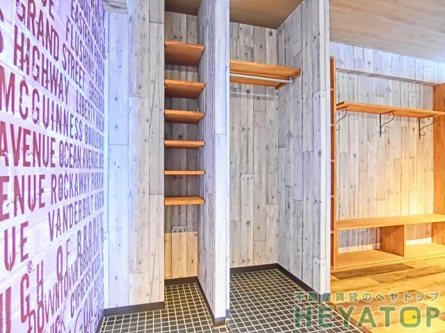 玄関　シューズボックス付き玄関