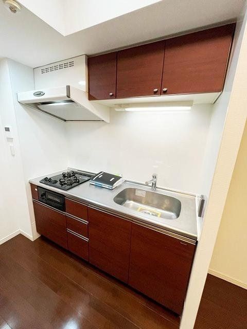 キッチン　２口ガスシステムキッチン