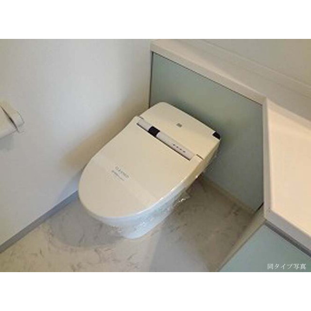 トイレ　※同タイプ別部屋写真