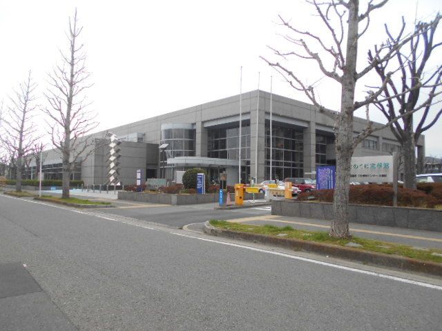 図書館　きのくに志學館様（図書館）まで450m