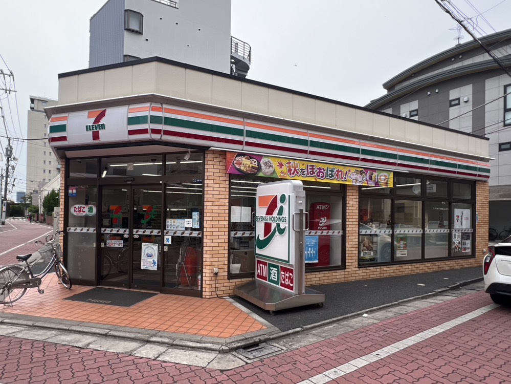 コンビニ　セブンイレブン 葛飾亀有5丁目店（コンビニ）まで388m
