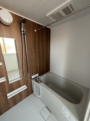 バス・シャワールーム　※写真は106号室です。(別タイプのお部屋です) 相違する場