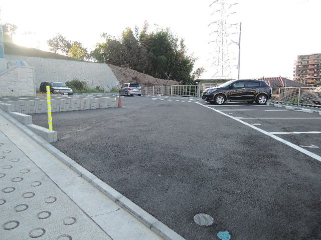 駐車場　駐車場あり
