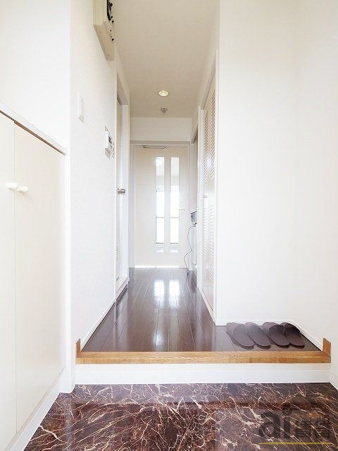 玄関　～同仕様写真～