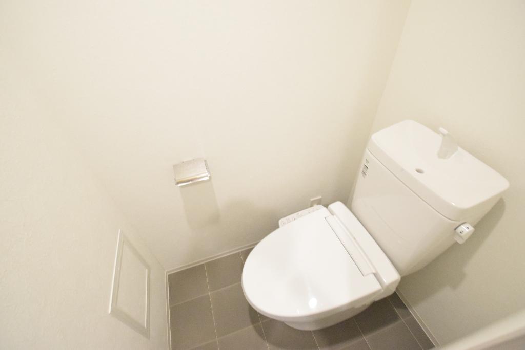 トイレ　シャワー付トイレ