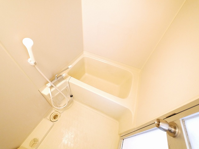 バス・シャワールーム　日々の暮らしに欠かせないお風呂です