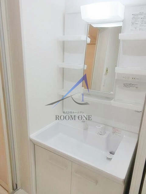 洗面設備　洗面台です。