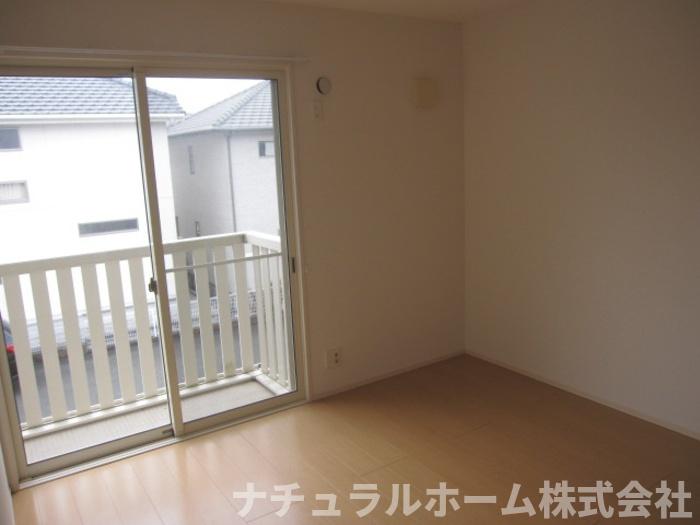 居室・リビング　南洋間(2)