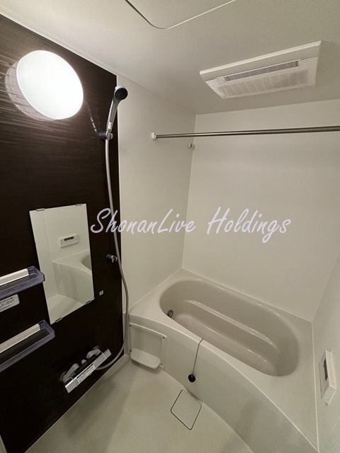 バス・シャワールーム　浴室乾燥機付きバス