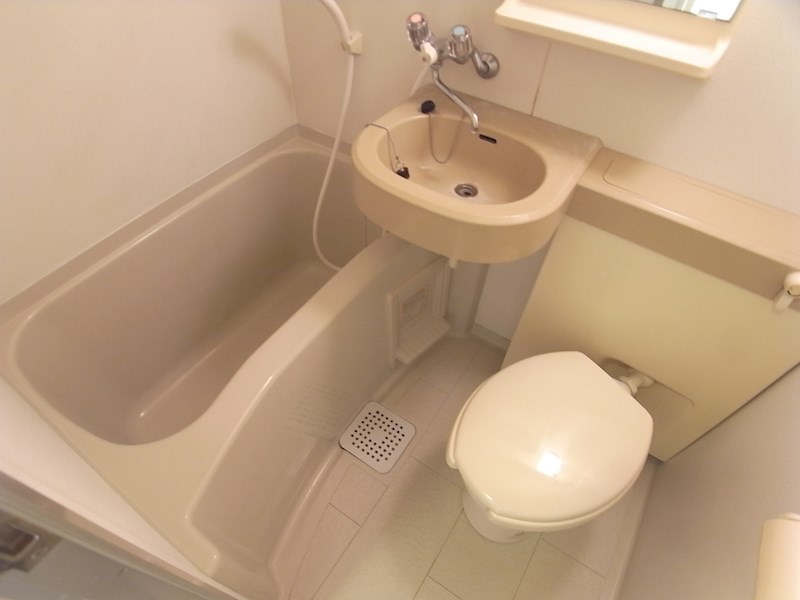 バス・シャワールーム　お風呂です。