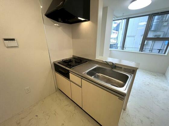 キッチン　※別部屋参考写真