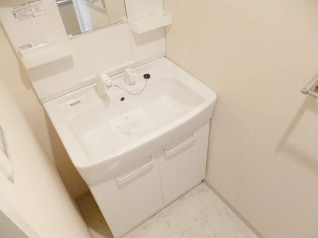 洗面設備　独立洗面台付き！