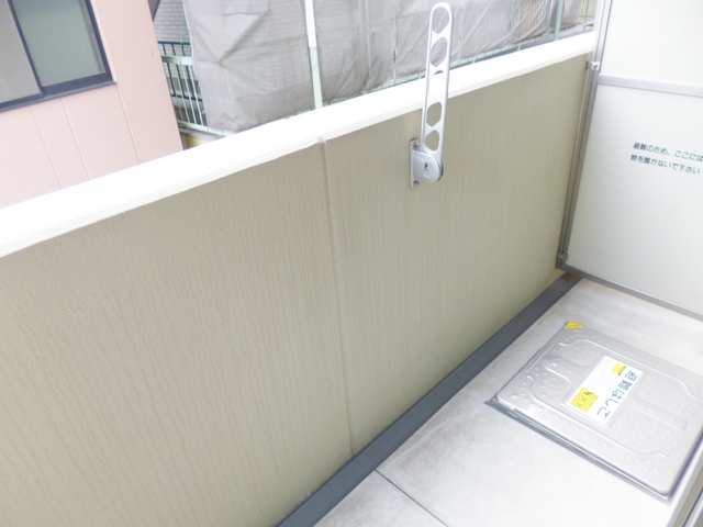 バルコニー　バルコニー付きなので洗濯物が干せます☆