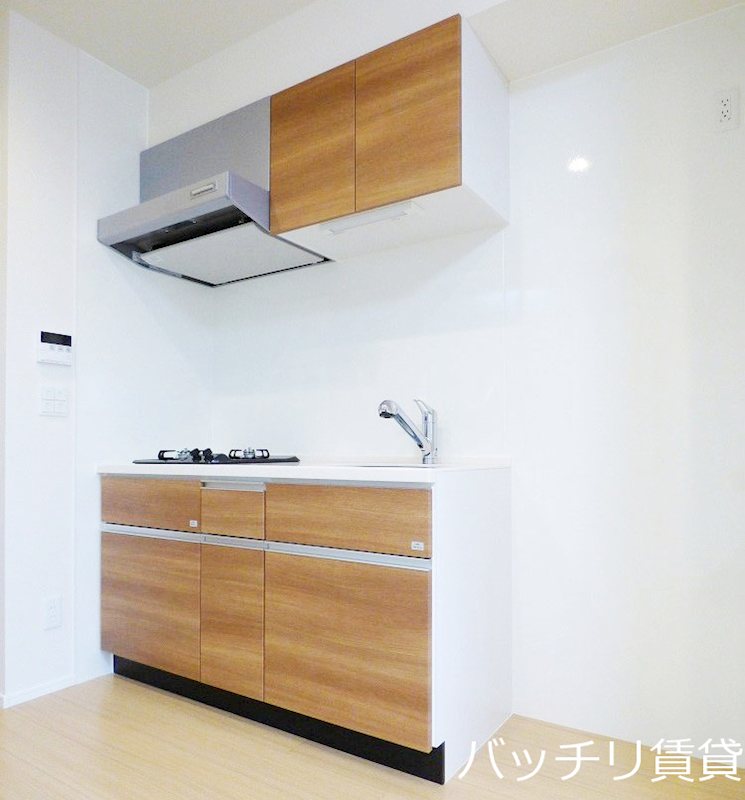 キッチン　同型タイプの為、現状を優先いたします。