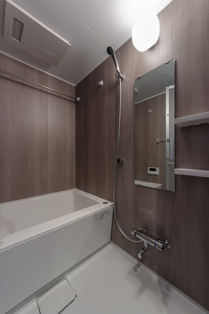 バス・シャワールーム　※写真は同タイプ住戸です。