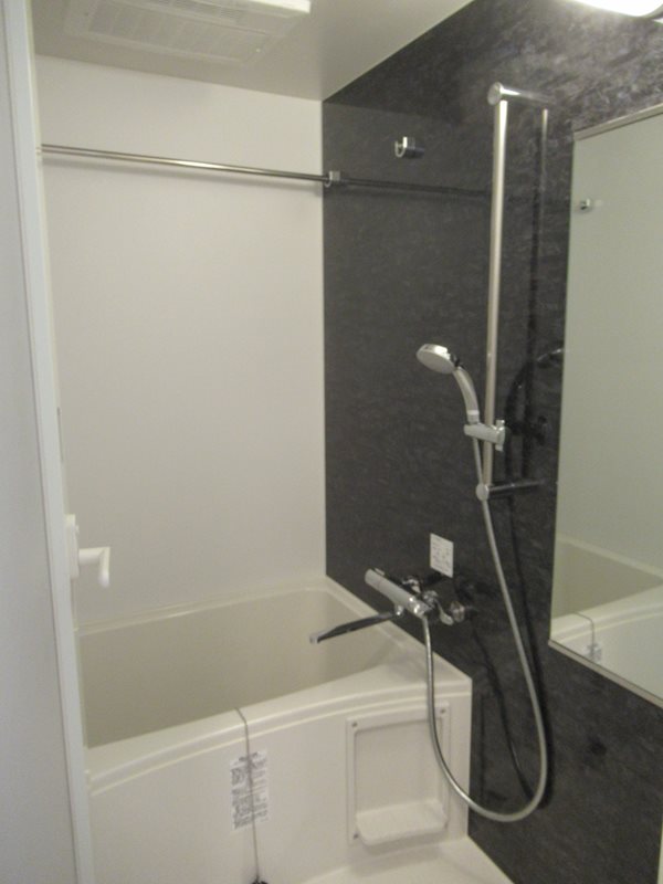 バス・シャワールーム　清潔な浴室！