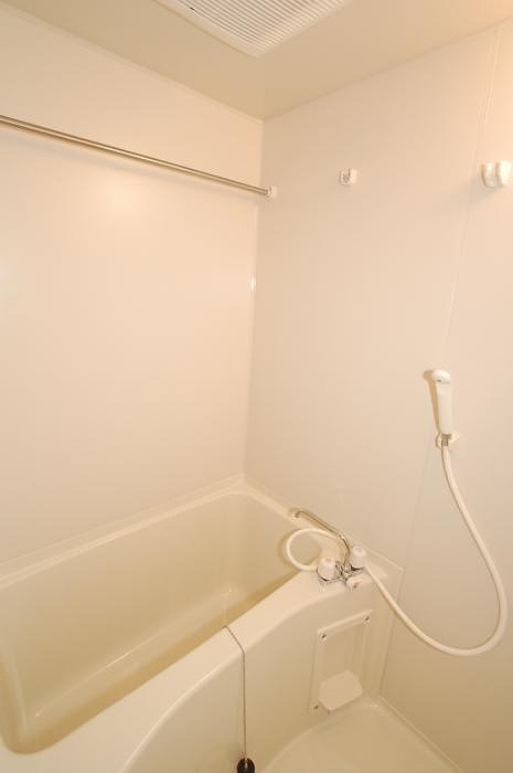 バス・シャワールーム　お風呂です