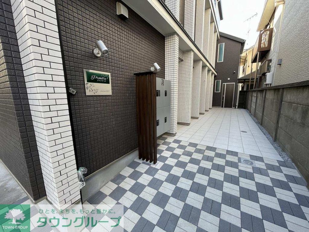 エントランス　2023年1月完成