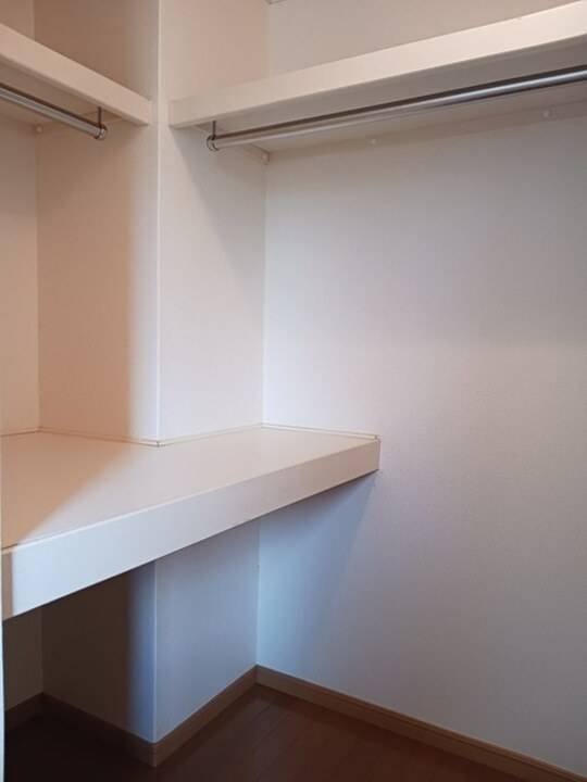 収納　ウォークインクローゼット