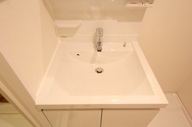 洗面設備　セイル淀屋橋