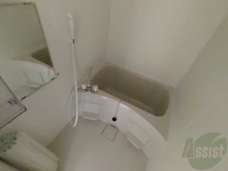 バス・シャワールーム　浴室は綺麗でゆったりとお過ごしいただけます。