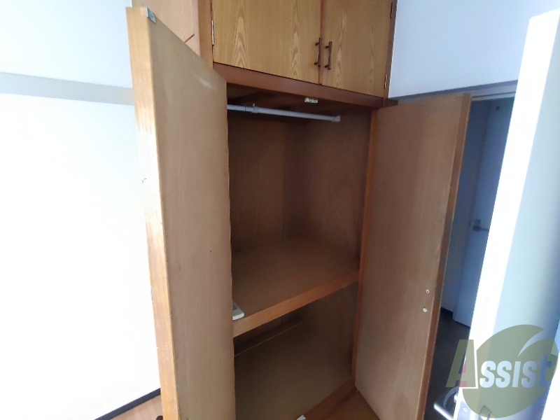 収納　収納は大きく、たくさんの物がしまえそうです。