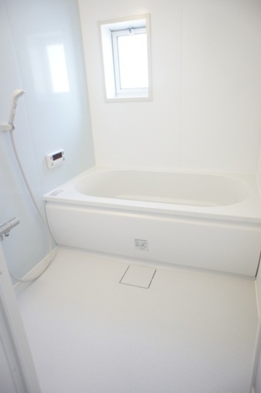 バス・シャワールーム　図面と現状に相違がある場合には現状を優先