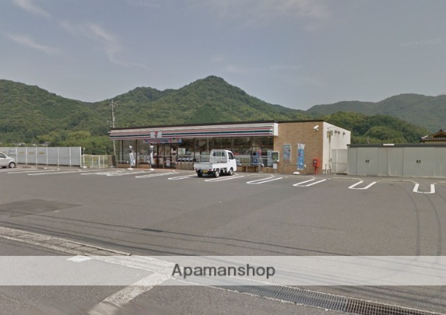 コンビニ　セブンイレブン（コンビニ）まで441m