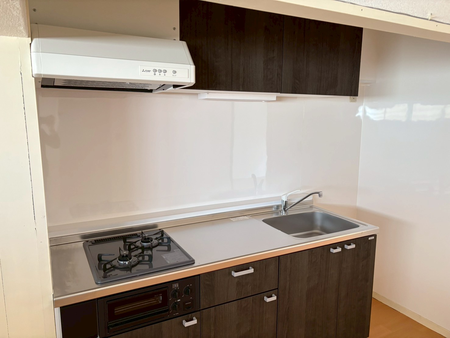 キッチン　※他部屋参考写真