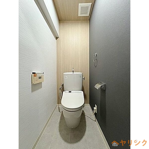 トイレ　給湯器