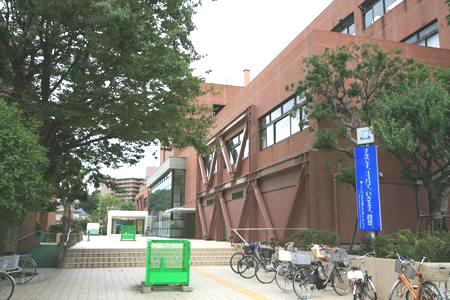 役所　港北区役所（役所）まで346m