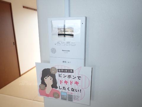 セキュリティ　カメラ付インターホン（イメージ）