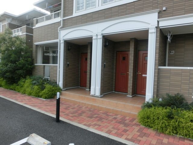 エントランス　お部屋探しは【タウンハウジング千葉店】にお任せ下さい♪
