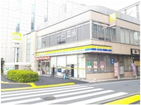 コンビニ　ミニストップ 信濃町駅北口店（コンビニ）まで771m