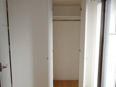 収納　クローゼット