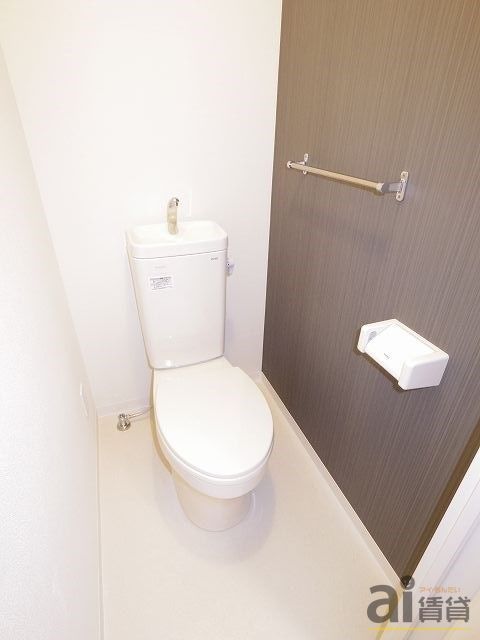 トイレ　※同仕様写真です