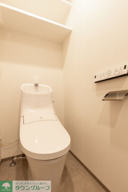 トイレ　※写真は同タイプ住戸です。