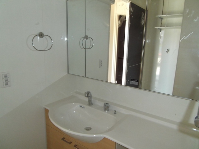 洗面設備　洗髪洗面化粧台