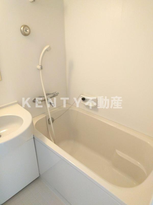 バス・シャワールーム　日々の疲れを癒すお風呂付です