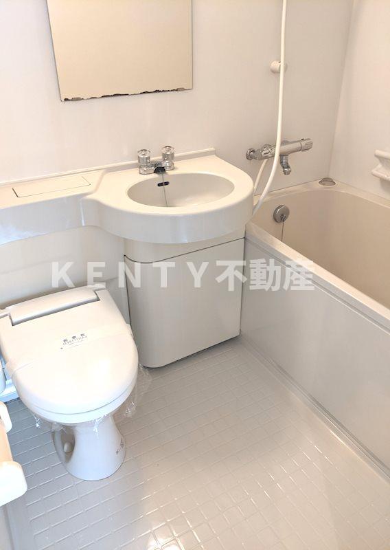 洗面設備　脱衣スペースもあります