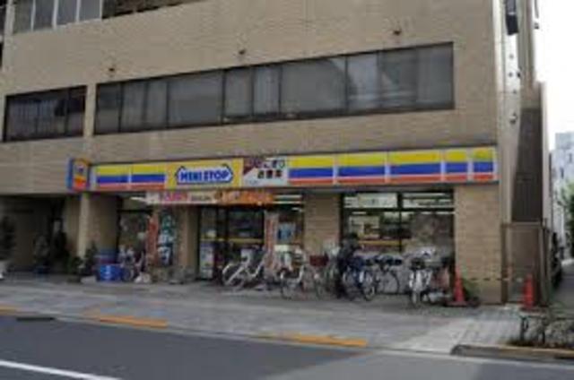 コンビニ　ミニストップ千住仲町店（コンビニ）まで458m