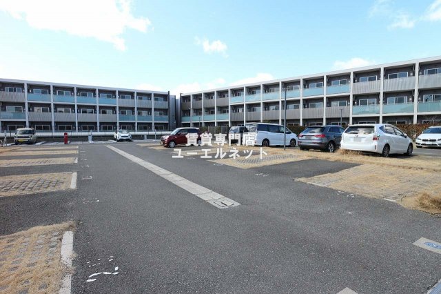 駐車場　敷地内駐車場あり◎