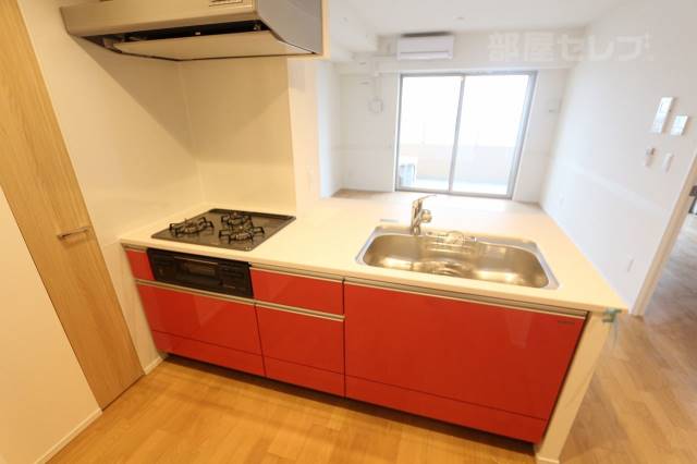 キッチン　ディスポーザー付きのシステムキッチンです。