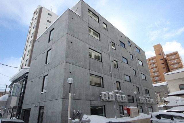 建物外観　物件名：【プリマス】とお伝え下さい！