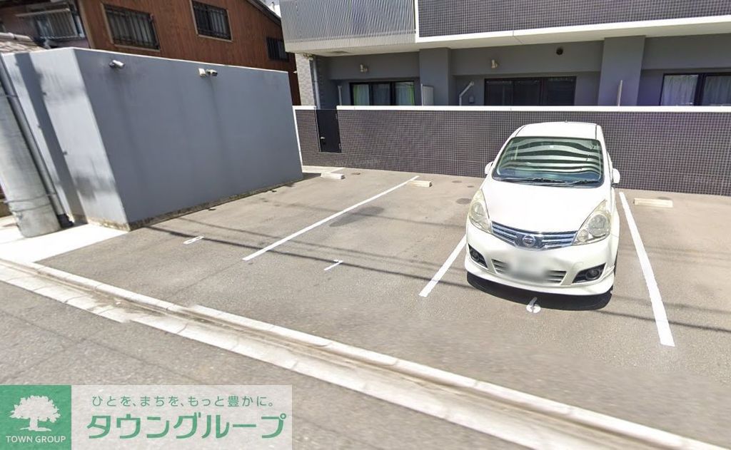 駐車場　駐車場