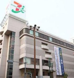 スーパー　イトーヨーカドー 小岩店（スーパー）まで437m