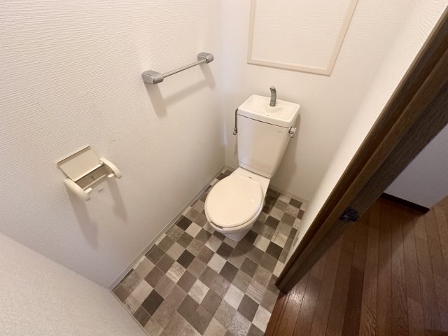 トイレ　清潔感のあるトイレです☆