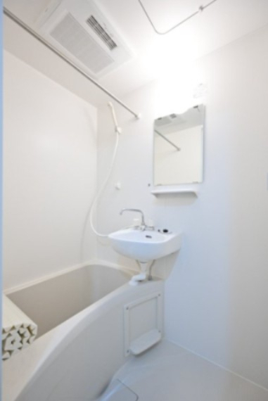 バス・シャワールーム　新築物件建設中につきましては 掲載のお写真はあくまで、同管理