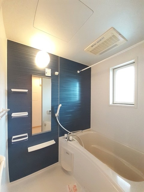 バス・シャワールーム　※反転タイプのお部屋