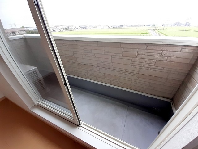 バルコニー　※反転タイプのお部屋